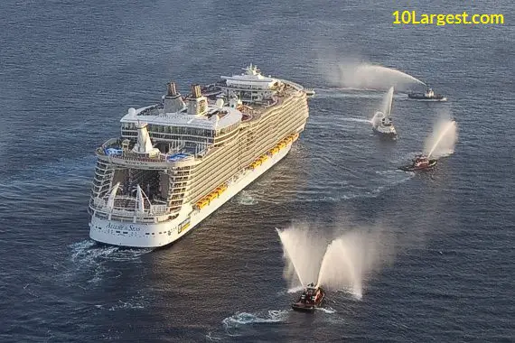 Allure of the Seas - view 2